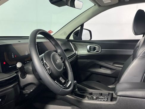 Used 2024 Kia Sorento X-Line EX image 19