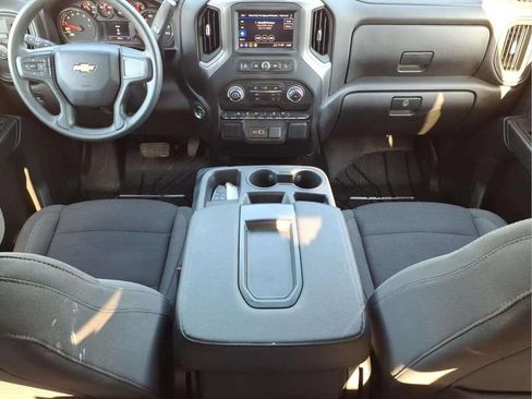 Used 2026 Chevrolet Silverado 1500 Custom w/ Turbomax Blackout Package RWD image 10