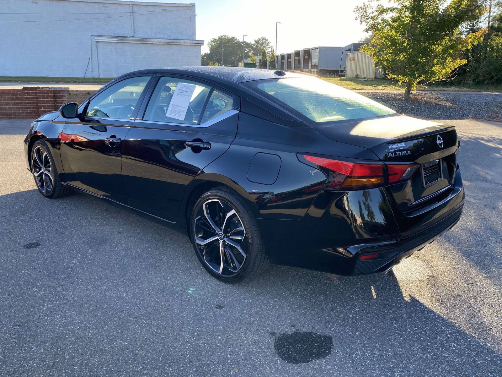 Used 2024 Nissan Altima 2.5 SR FWD image 7