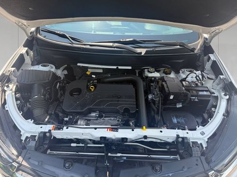 Used 2024 Chevrolet Equinox LT AWD/4WD image 20