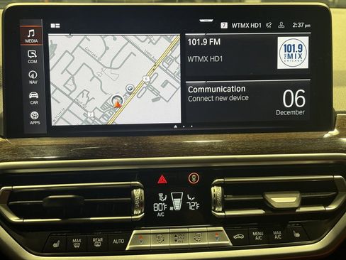 Certified 2023 BMW X4 xDrive30i w/ Premium Package image 10