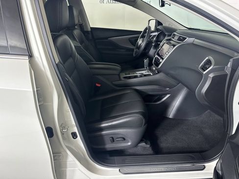 Used 2020 Nissan Murano SL w/ Moonroof Package FWD image 13
