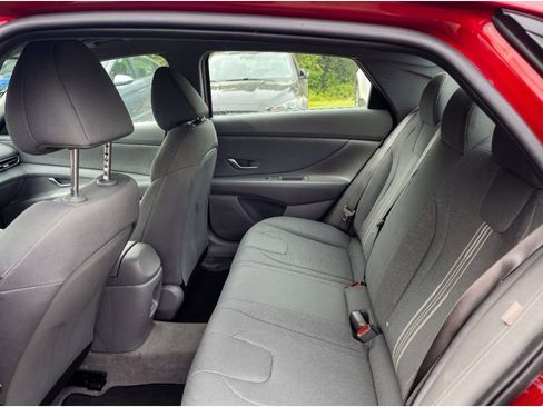 New 2025 Hyundai Elantra Sport image 13