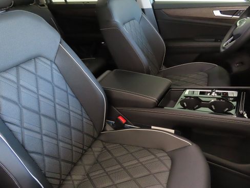 New 2026 Volkswagen Atlas SEL Premium R-Line AWD/4WD image 29
