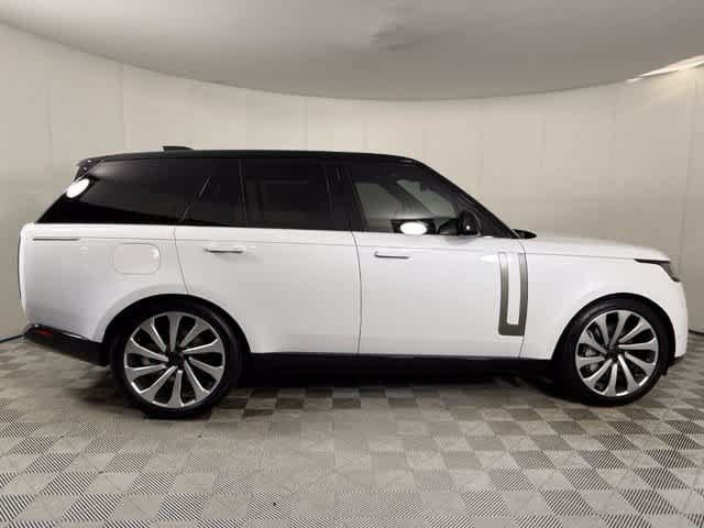 New 2026 Land Rover Range Rover SE AWD/4WD image 9
