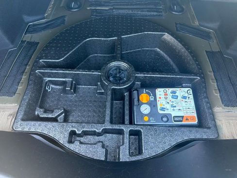 Used 2016 Lincoln MKZ AWD w/ Equipment Group 300A Reserve image 47