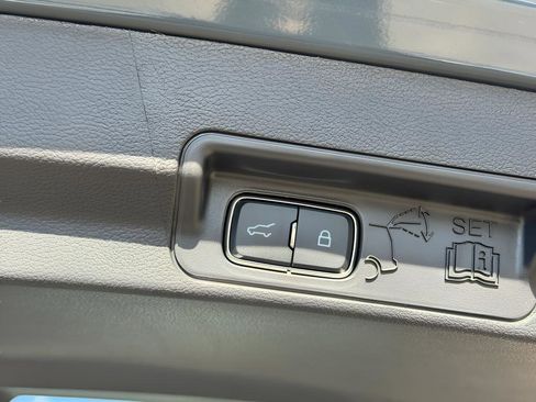 New 2026 Ford Explorer Active w/ Active Comfort Package image 40