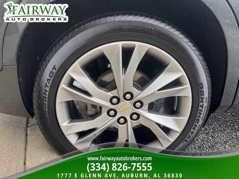 Used 2019 Chevrolet Blazer Premier w/ Sun and Wheels Package image 34