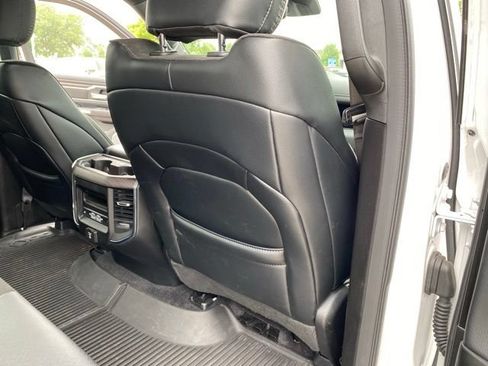 Used 2025 RAM 1500 Laramie w/ Night Edition AWD/4WD image 34