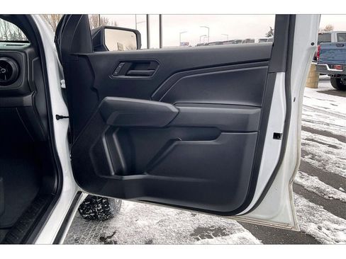 Used 2023 Chevrolet Colorado Trail Boss w/ Technology Package image 26