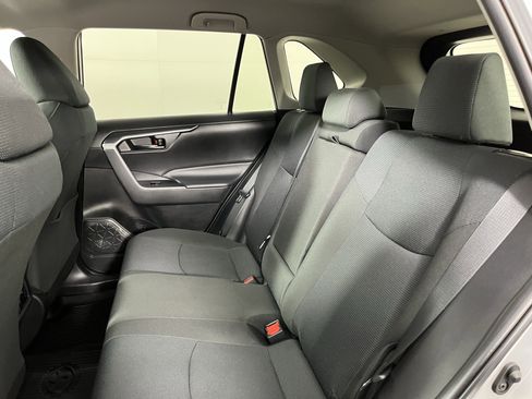 Used 2023 Toyota RAV4 LE image 15