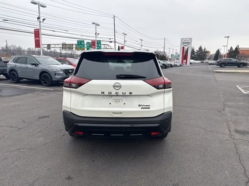 Certified 2023 Nissan Rogue SV w/ SV Premium B Package image 6
