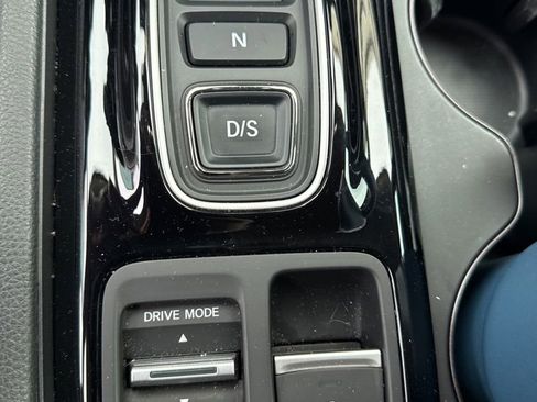 Used 2023 Honda Pilot EX-L image 13