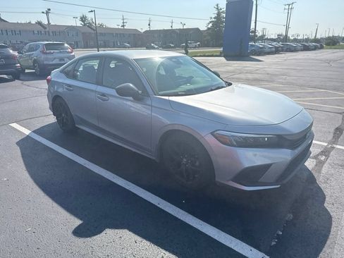 Used 2024 Honda Civic Sport image 14
