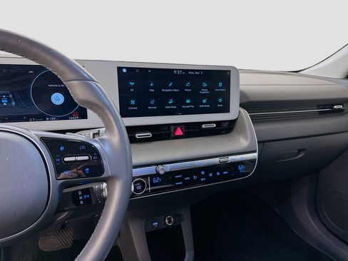 Used 2024 Hyundai Ioniq 5 SEL image 26