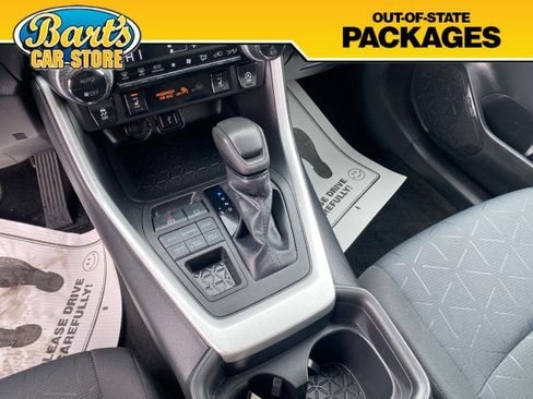Used 2021 Toyota RAV4 XLE w/ XLE Grade Weather Package image 30
