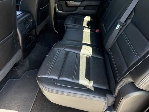 Used 2018 GMC Sierra 1500 Denali w/ Denali Ultimate Package AWD/4WD image 10