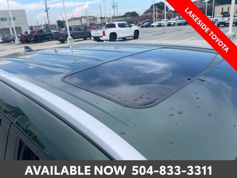 Certified 2024 Toyota Highlander XLE FWD image 10