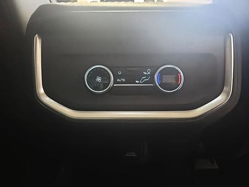 Used 2025 Ford Expedition Max Active image 42