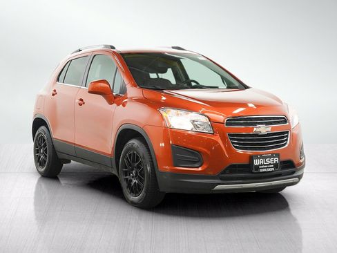 Used 2015 Chevrolet Trax LT w/ LT Plus Package AWD/4WD image 7