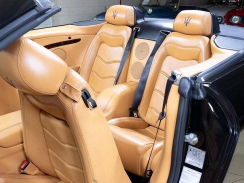 Used 2015 Maserati GranTurismo Convertible RWD image 48