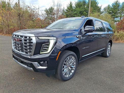New 2026 GMC Yukon XL Denali w/ Sun & Power Step Package image 2
