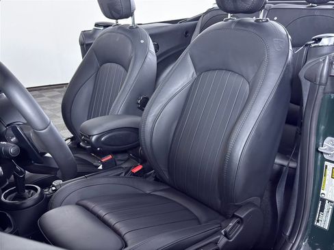 Certified 2024 MINI Cooper S w/ MINI Resolute Edition FWD image 19