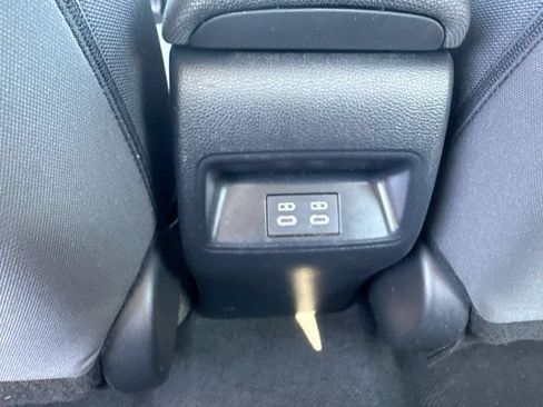 Used 2024 Toyota Corolla LE FWD image 20