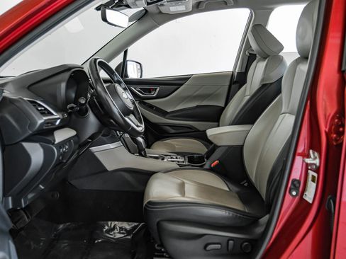 Used 2023 Subaru Forester Limited w/ Popular Package #2 image 3