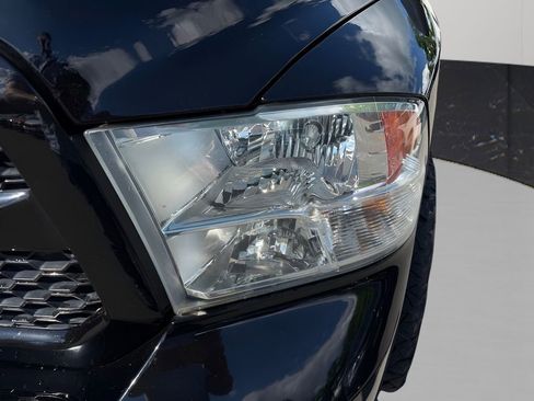 Used 2015 RAM 1500 Express AWD/4WD image 10