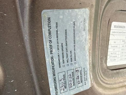 Used 2013 Volkswagen Beetle TDI FWD image 33