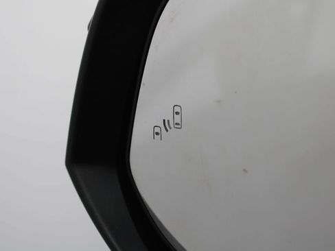 Used 2017 Toyota Highlander XLE image 14