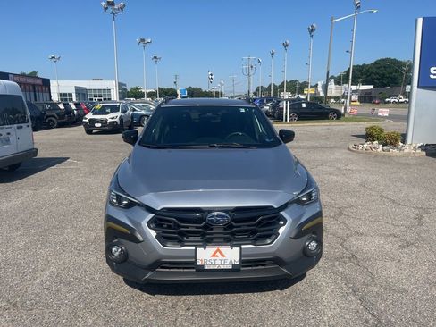 Used 2025 Subaru Crosstrek 2.5i Sport w/ Crosstrek Mirror Package AWD/4WD image 8