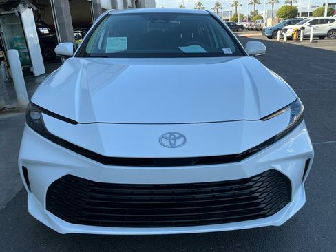 Used 2026 Toyota Camry LE FWD image 23