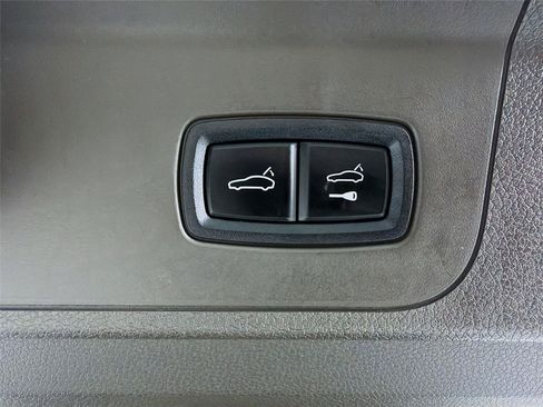 Used 2023 Porsche Panamera 4 Platinum Edition AWD/4WD image 24