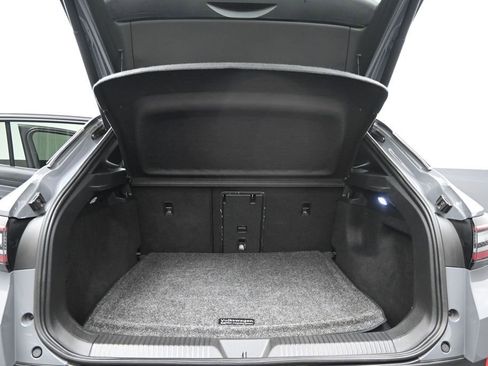 Used 2023 Volkswagen ID.4 Pro S AWD/4WD image 17