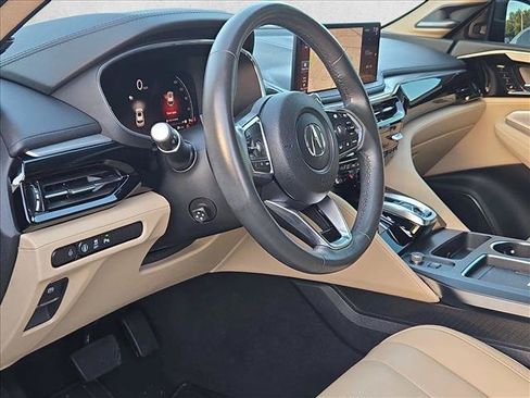 Used 2025 Acura MDX FWD w/ Technology Package image 9