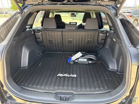 Used 2025 Toyota RAV4 SE w/ Weather & Moonroof Package AWD/4WD image 16