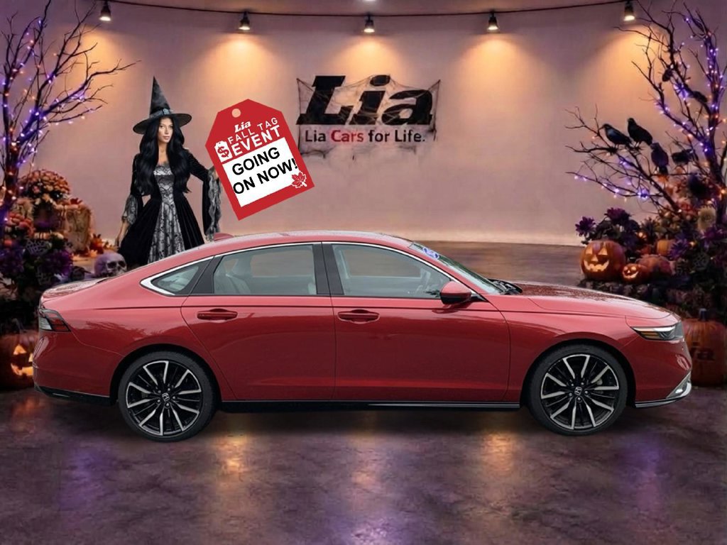 Used 2025 Honda Accord Touring image 2