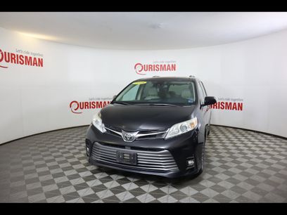 Used 2018 Toyota Sienna XLE