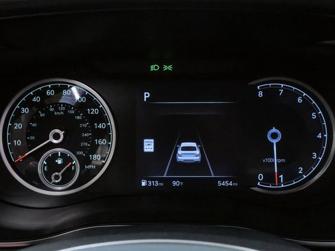 Certified 2026 Genesis G70 2.5T AWD/4WD image 18