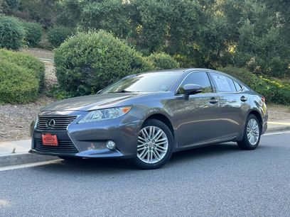 Used 2015 Lexus ES 350 w/ Premium Package