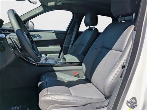 New 2026 Land Rover Range Rover Velar Dynamic SE image 4