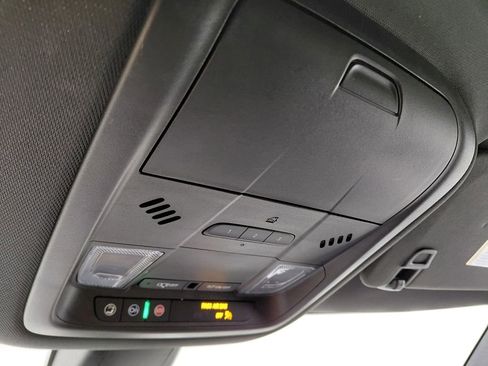 Used 2024 Buick Enclave Premium image 38