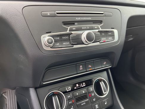 Used 2018 Audi Q3 2.0T Premium FWD image 49