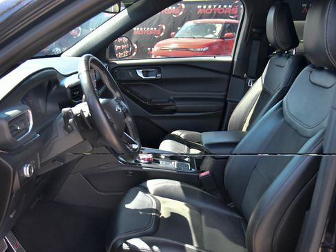 Used 2022 Ford Explorer ST w/ ST Street Pack RWD image 17