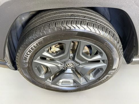 Used 2024 Toyota RAV4 Adventure AWD/4WD image 4