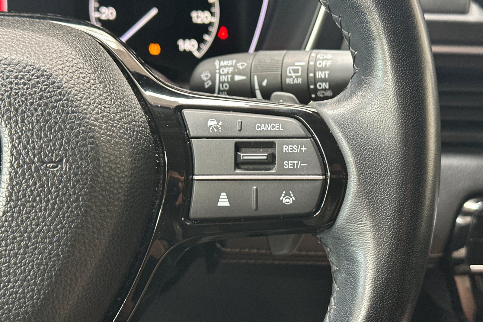 Used 2024 Honda Pilot EX-L image 32