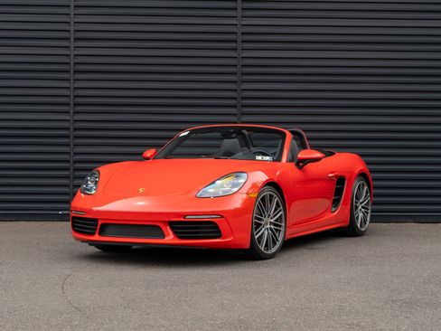 Certified 2020 Porsche 718 Boxster S RWD image 1