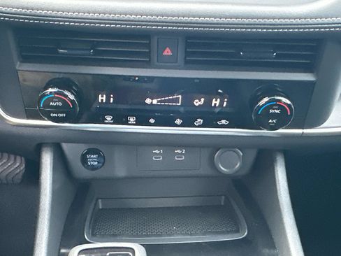 New 2026 Nissan Rogue SV AWD/4WD image 35